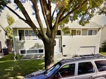 722 Coopland Crescent Studio Apartment for Rent