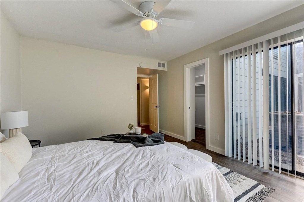 Bedroom area at The Alista Apartments, Dallas