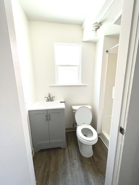 221 Raymond Street Studio-2 Beds Apartment for Rent - Photo Gallery 25