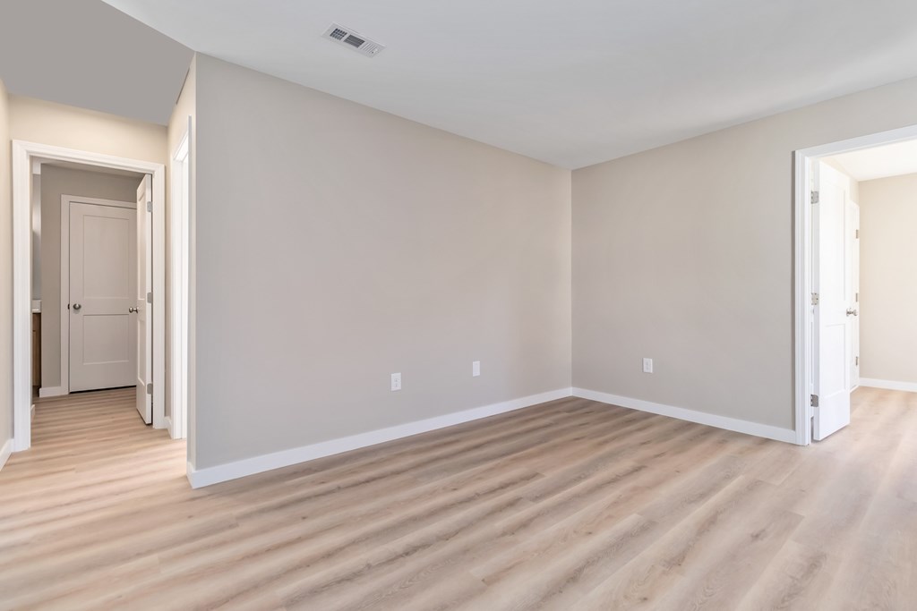 8022 Tremaine Ct #D 2 Beds House for Rent - Photo Gallery 10