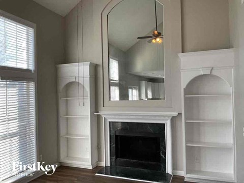 1455 Chamirey Drive SW 3 Beds Apartment for Rent