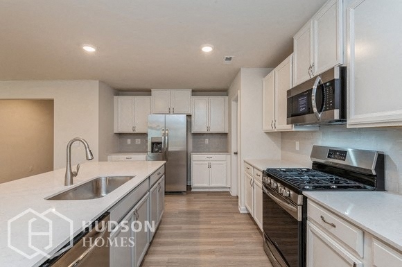 Hudson Homes Management Single Family Home 2759 Oldfield Dr, Monroe, NC 28110, USA