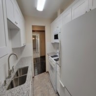 300 Thames Parkway #2-C 2 Beds Apartment for Rent