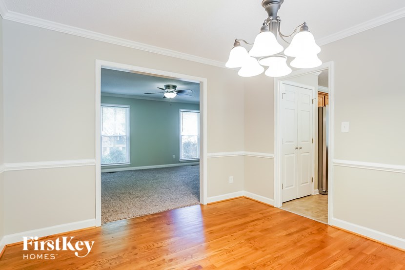 202 Dalmeny Drive 3 Beds House for Rent - Photo Gallery 5