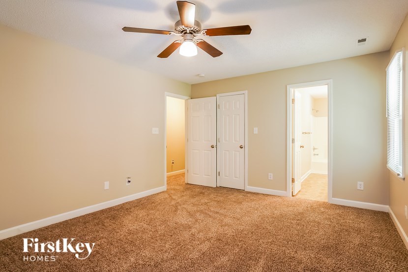 202 Dalmeny Drive 3 Beds House for Rent - Photo Gallery 9