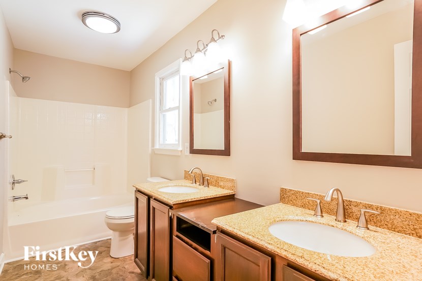 202 Dalmeny Drive 3 Beds House for Rent - Photo Gallery 11