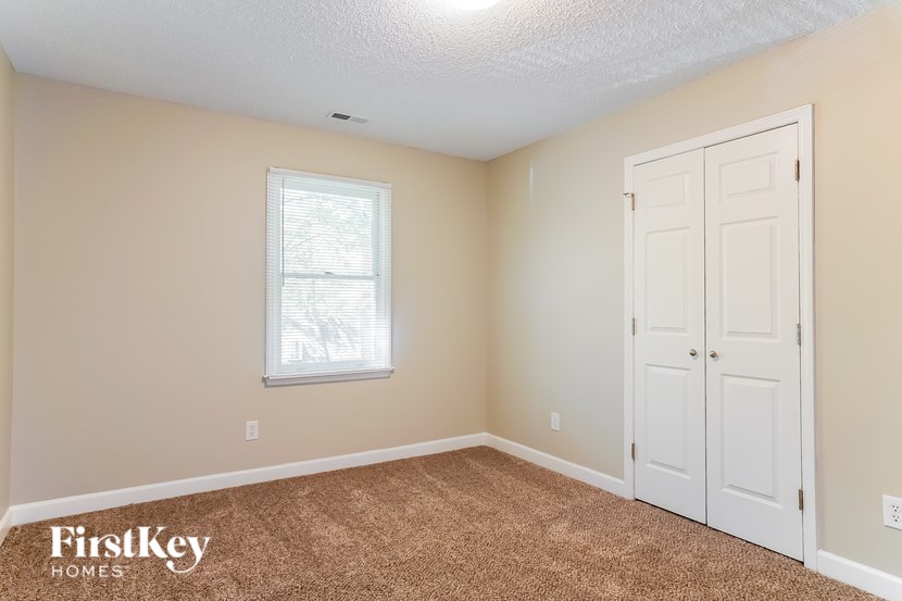 202 Dalmeny Drive 3 Beds House for Rent - Photo Gallery 12