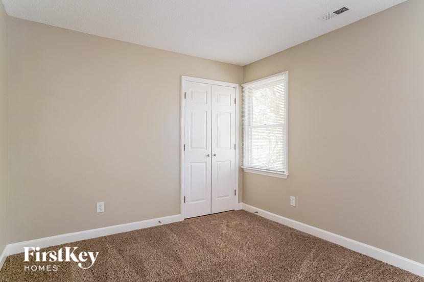 202 Dalmeny Drive 3 Beds House for Rent - Photo Gallery 13