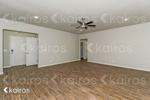 2811 Destin Ave 4 Beds Apartment for Rent