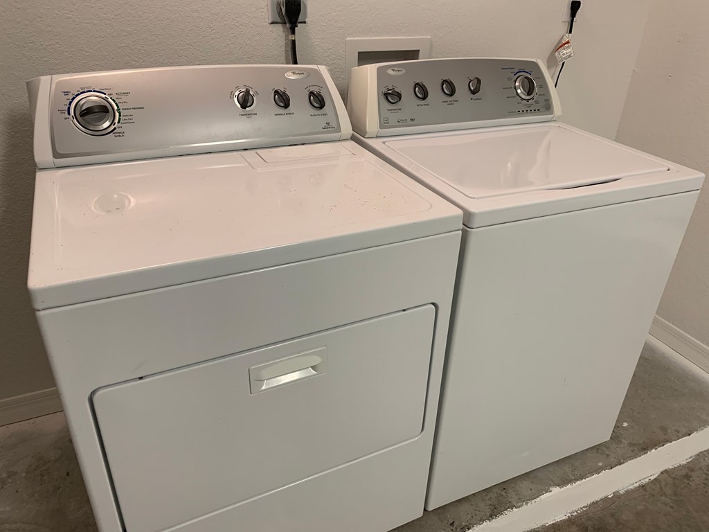 Preserve at Boynton Beach apartment home full size washer and dryer