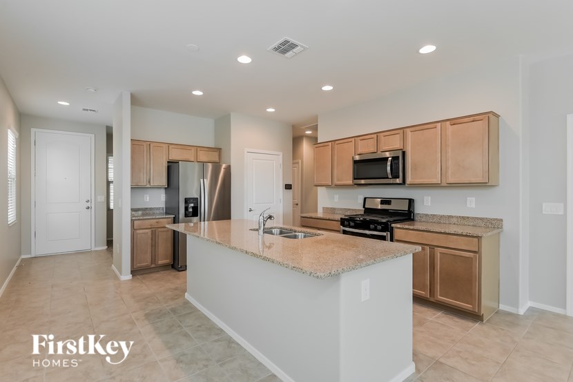 6782 E Via Rancho Rosario 3 Beds House for Rent - Photo Gallery 4