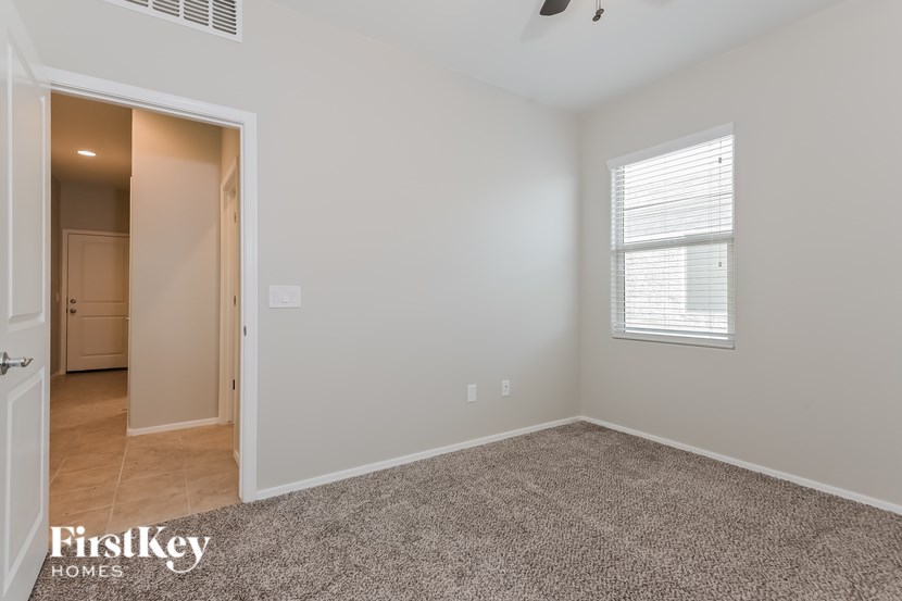 6782 E Via Rancho Rosario 3 Beds House for Rent - Photo Gallery 9