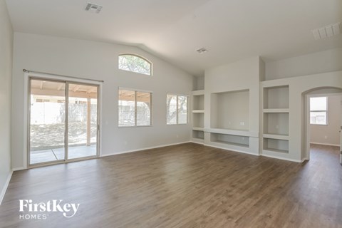 5502 W Red Rock Ridge Street 3 Beds Apartment for Rent