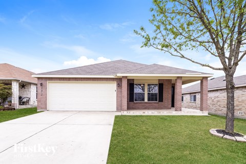 172 Texas Mulberry 3 Beds Apartment for Rent