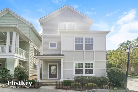 355 Spring Street 3 Beds Apartment for Rent