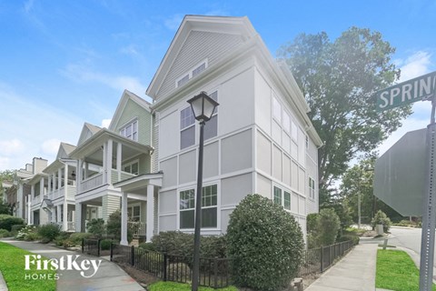 355 Spring Street 3 Beds Apartment for Rent