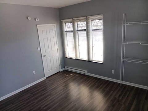 3753 North Meridian Street 1-2 Beds Apartment for Rent