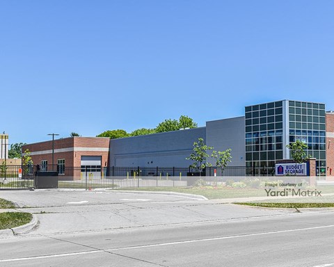 Storage Units for Rent available at 29150 West Seven Mile Road, Livonia, MI 48152