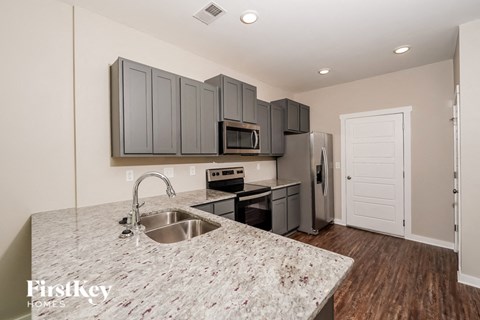615 BRIAR RIDGE CIRCLE 3 Beds Apartment for Rent