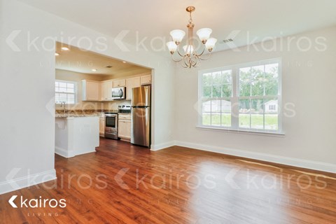 107 Scots Pine Ct 4 Beds Apartment for Rent