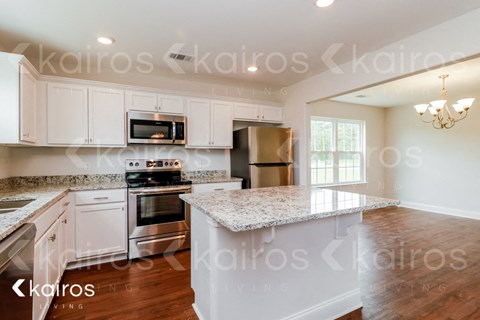 107 Scots Pine Ct 4 Beds Apartment for Rent