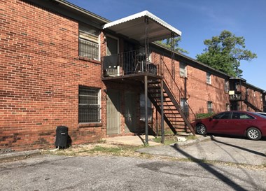 2413 14Th Avenue North 2 Beds Apartment for Rent
