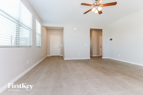 4010 W Coneflower Lane Studio House for Rent - Photo Gallery 7