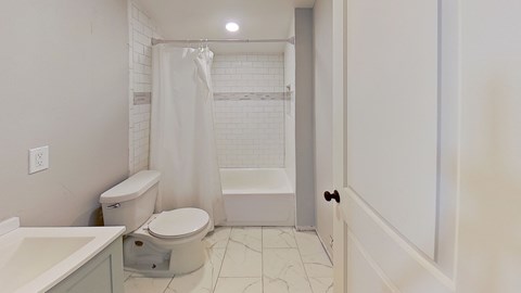 6695 West 13th Avenue 2 Beds House for Rent - Photo Gallery 4