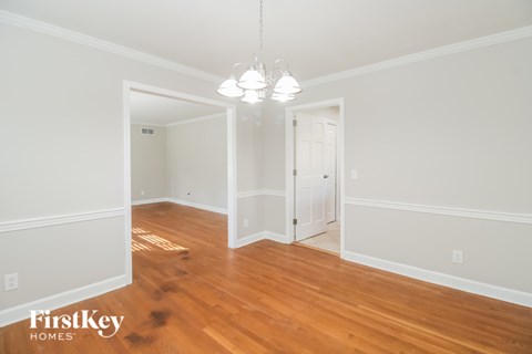 2006 Red Forest Road 4 Beds Apartment for Rent