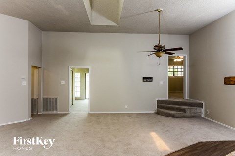 303 Mountain Echo 3 Beds Apartment for Rent