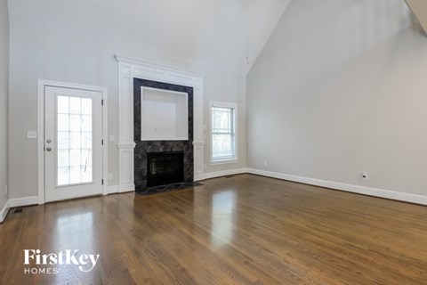 7131 Greystone Village Court 4 Beds Apartment for Rent