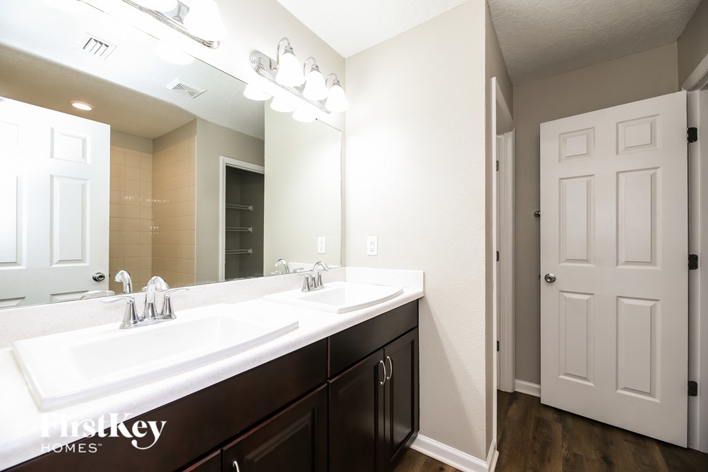 59 MYRTLE BANK COURT 4 Beds House for Rent - Photo Gallery 13