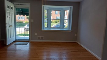 8433 Pleasant Plains Rd 3 Beds Townhouse, Affordable, Maryland for Rent - Photo Gallery 2