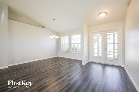 3013 25Th Street SW 3 Beds Apartment for Rent