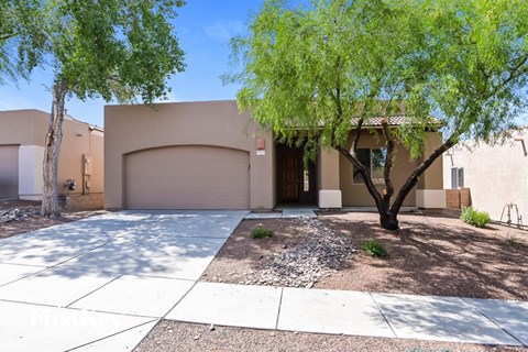 13558 E High Plains Ranch Street 3 Beds Apartment for Rent