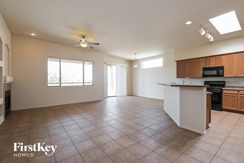 13558 E High Plains Ranch Street 3 Beds Apartment for Rent