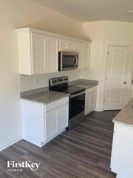 104 Carnaby Street 4 Beds Apartment for Rent