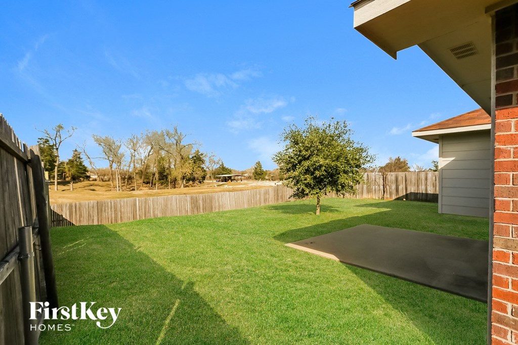 927 Ranch 4 Beds House for Rent - Photo Gallery 14