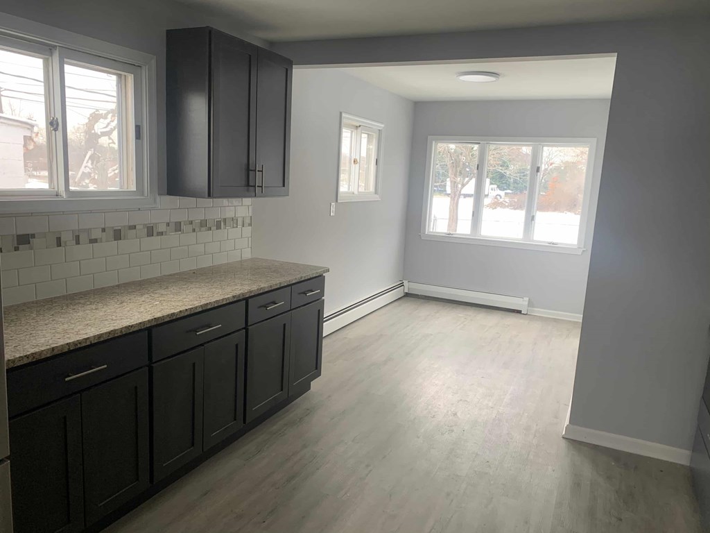 18 Armor ct 4 Beds Apartment for Rent - Photo Gallery 15