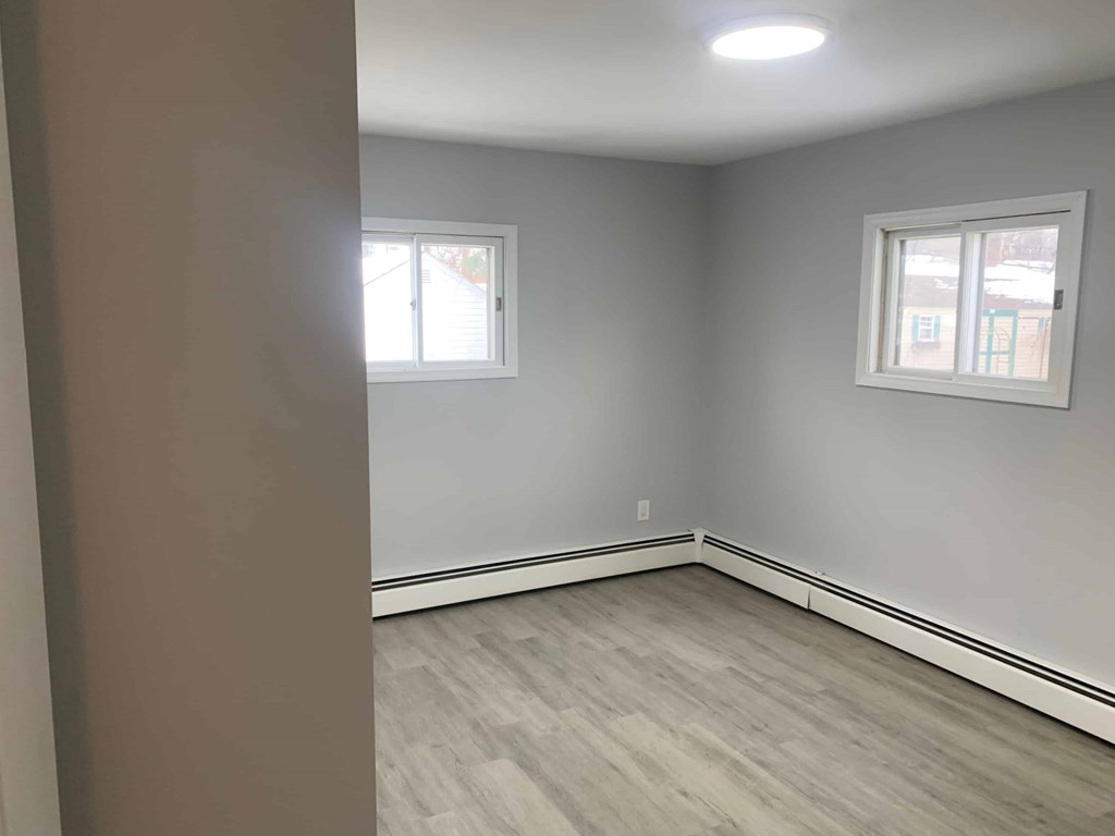 18 Armor ct 4 Beds Apartment for Rent - Photo Gallery 13