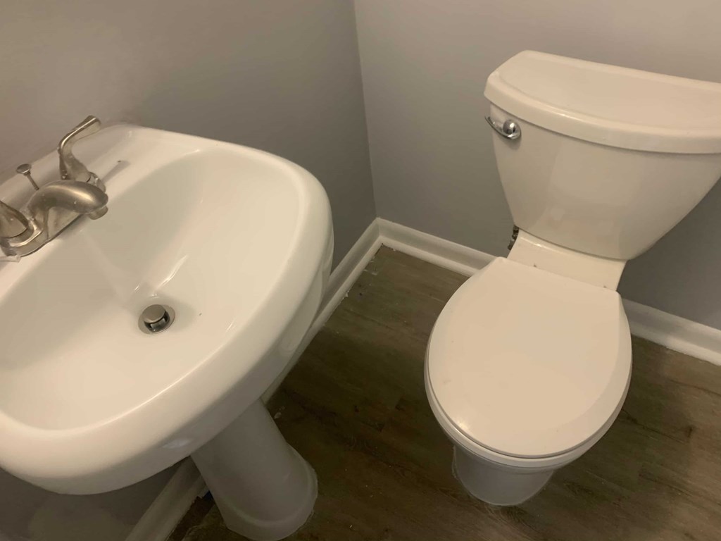 18 Armor ct 4 Beds Apartment for Rent - Photo Gallery 4