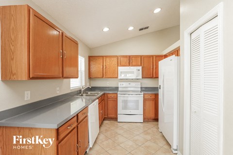 2909 COOL BREEZE CIRCLE 4 Beds Apartment for Rent