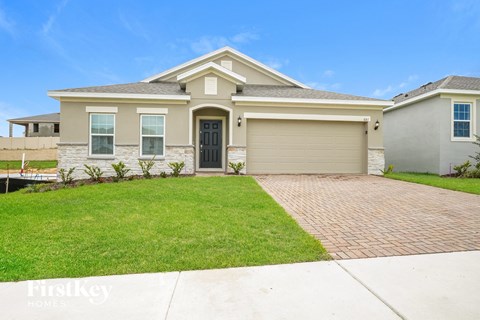 681 BLACKSTONE STREET 4 Beds Apartment for Rent