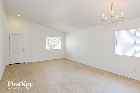 2367 W Rousseau Street 3 Beds Apartment for Rent