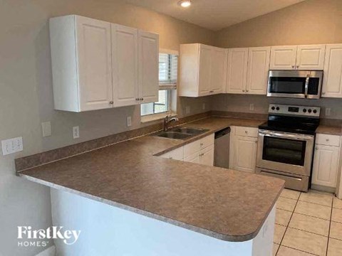 1722 NW 15TH STREET 4 Beds Apartment for Rent
