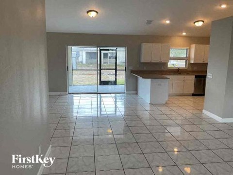 1722 NW 15TH STREET 4 Beds Apartment for Rent