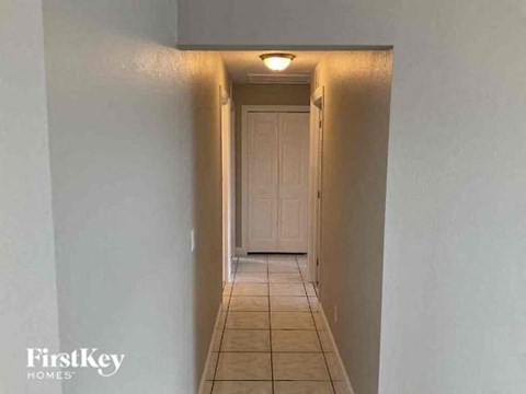 1722 NW 15TH STREET 4 Beds Apartment for Rent
