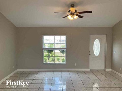 1722 NW 15TH STREET 4 Beds Apartment for Rent