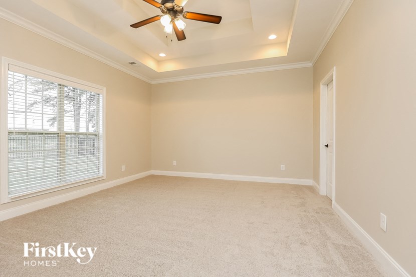 784 Jersey Drive Studio House for Rent - Photo Gallery 8