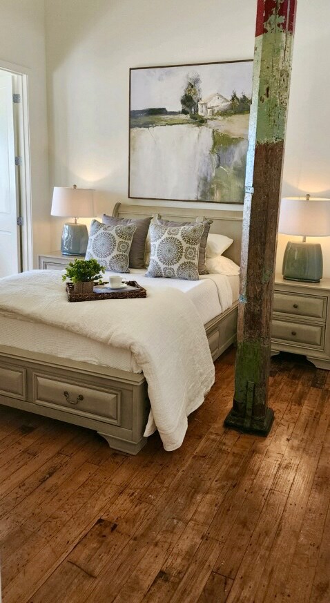 plenty of room for a queen size bed